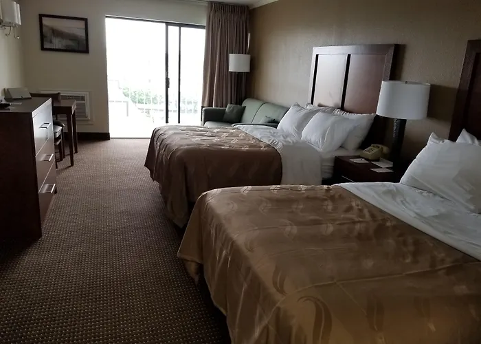 Quality & Ocean Fenwick Hotel 4*