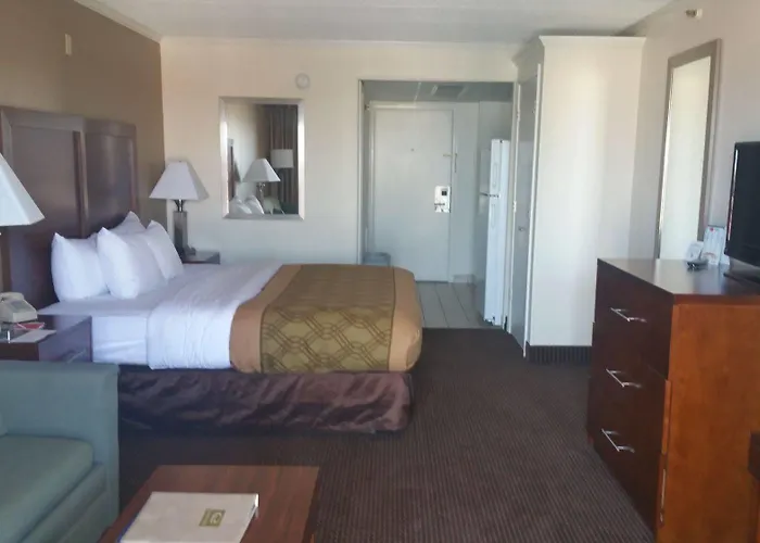 Quality & Ocean Fenwick Hotel 4*